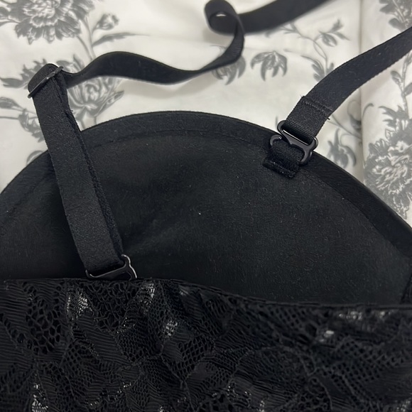 Victoria secret padded bra - Picture 6 of 9